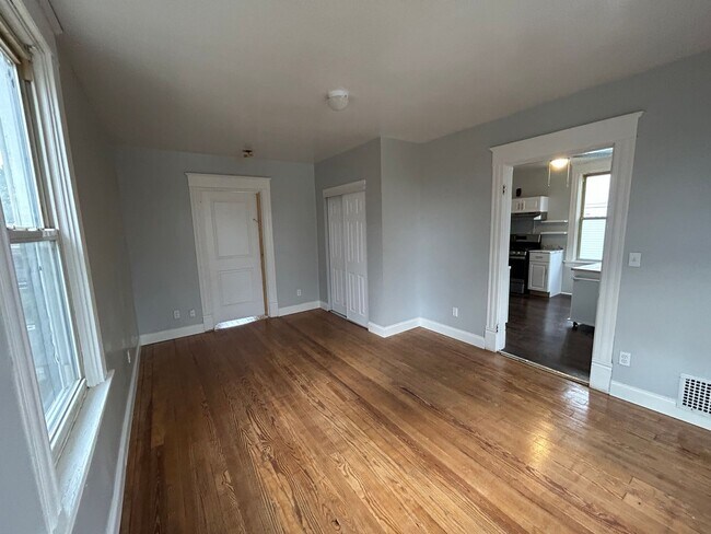 Building Photo - Cozy Duplex in Cheviot
