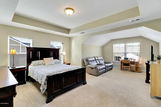 Building Photo - 209 Waterstone Wy