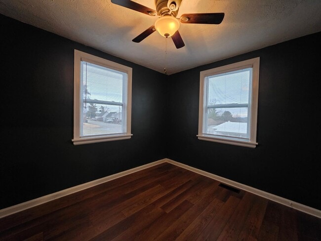 Building Photo - 116 Sixth Avenue