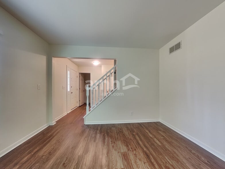 Building Photo - 1929 Morningside Dr