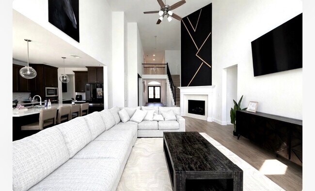 Building Photo - 30926 Vintage Crk Ln