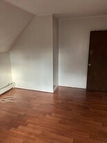 Building Photo - 56 W Weir St