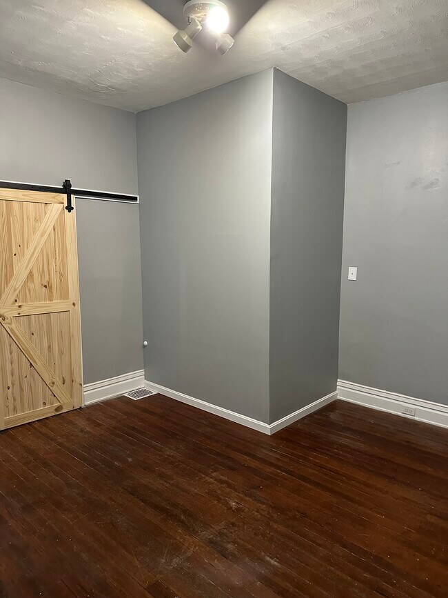 Building Photo - 4002 Southern Pky