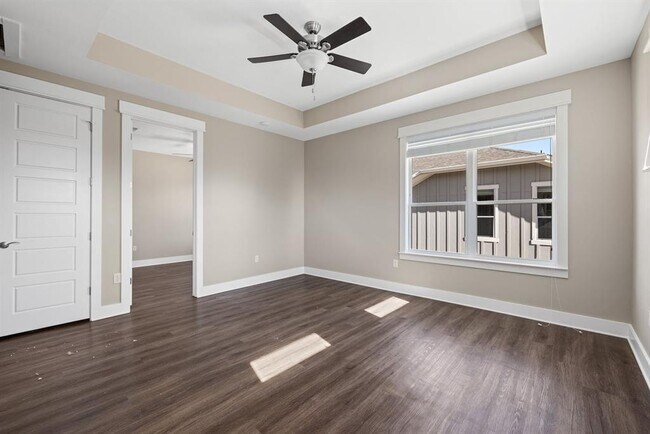 Building Photo - 1706 Cedar Bend Dr