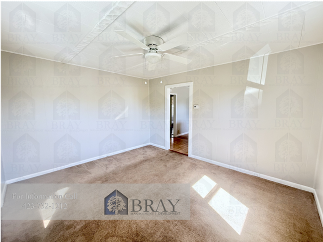 Building Photo - Charming 3-Bedroom Cottage in Kingsport