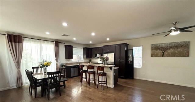 Building Photo - 14540 Manchester Ave