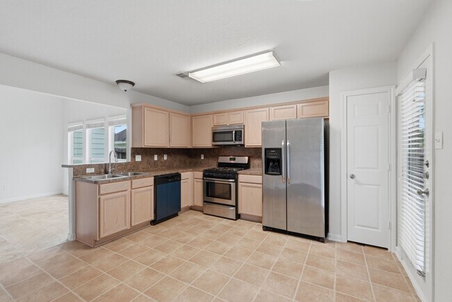 Building Photo - 1004 Oak Glen Dr