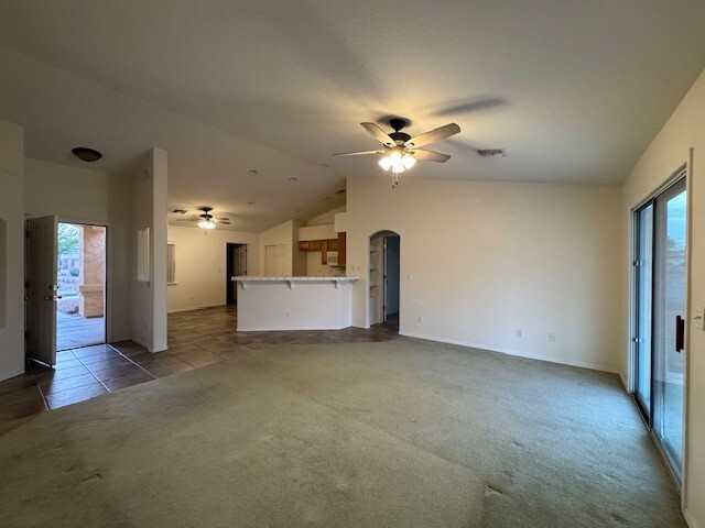 Building Photo - 2855 La Paloma Dr