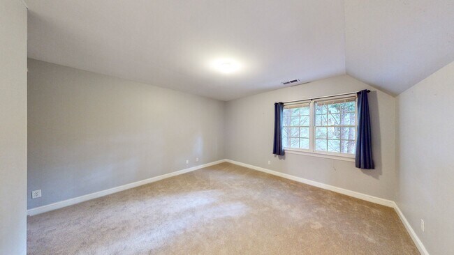 Building Photo - 7819 Red Oaks Trail