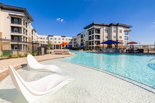 Resort Style Pool - Botanic Luxury Living