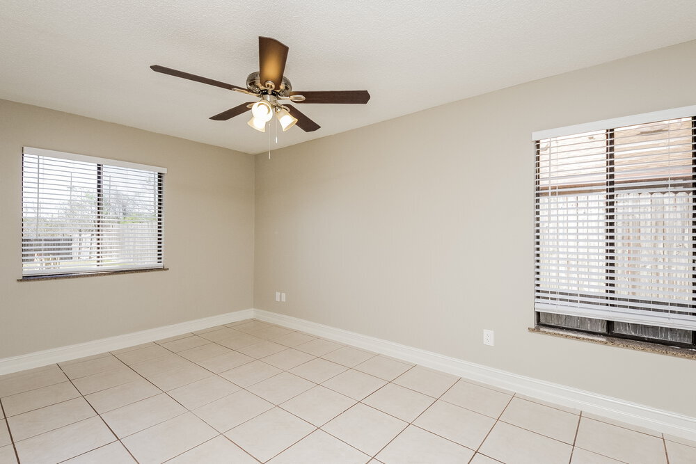 Building Photo - 297 Chicago Woods Cir