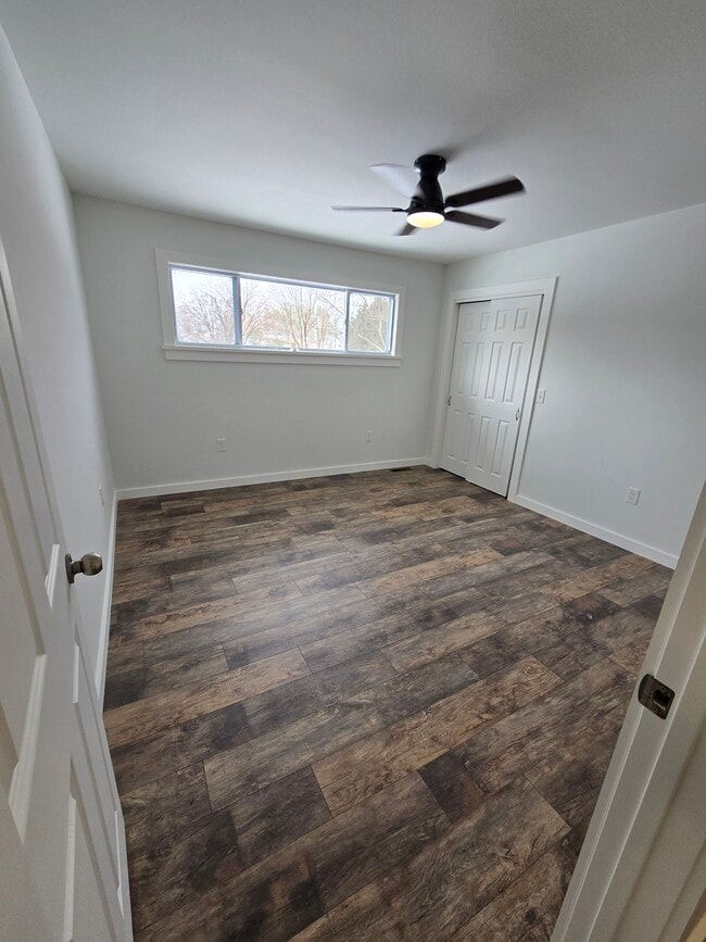 Building Photo - 111 Zandhoek Rd