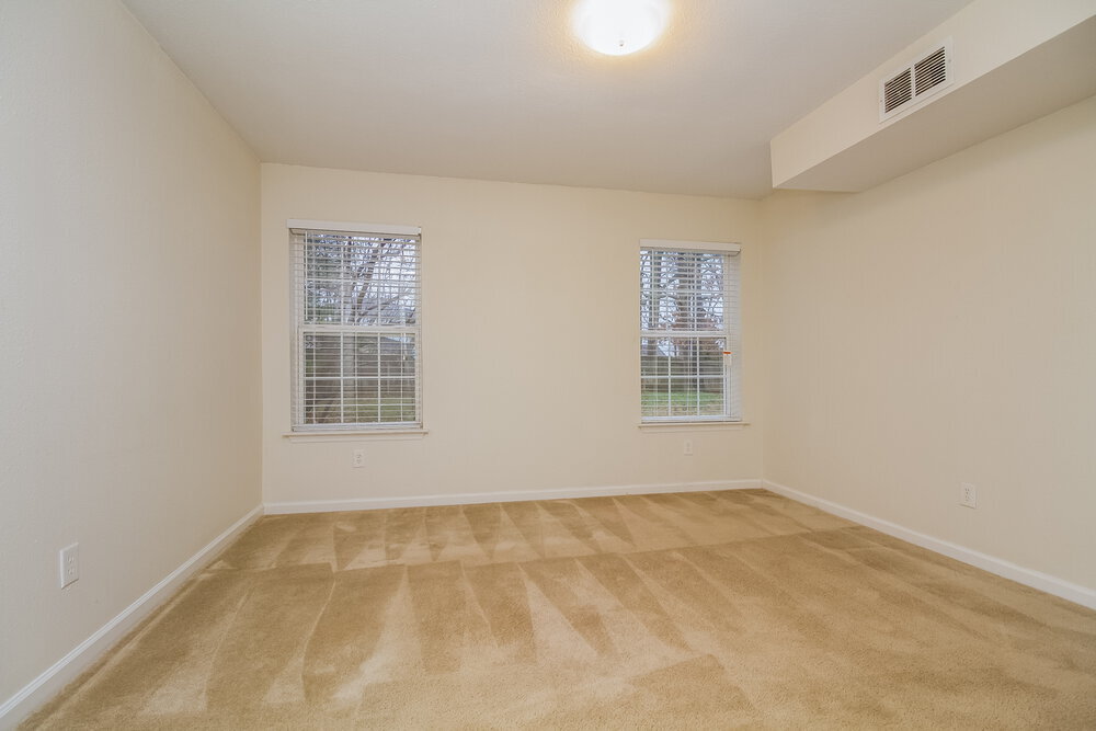 Building Photo - 608 Birchbrook Ct