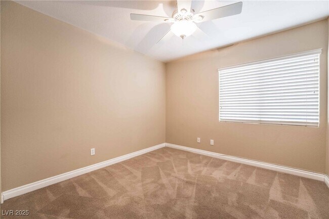 Building Photo - 1849 Glory Lily Ct