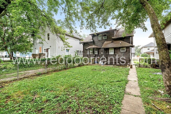Building Photo - 408 N Oakland Ave