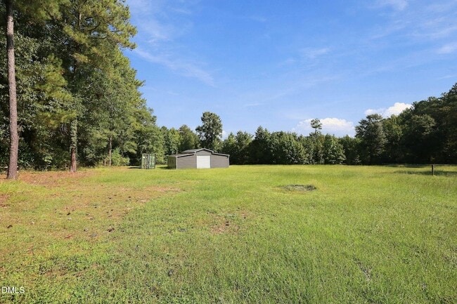 Building Photo - 570 Buchanan Rd