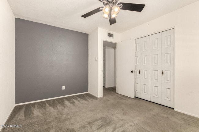 Building Photo - 230 E Strahan Dr