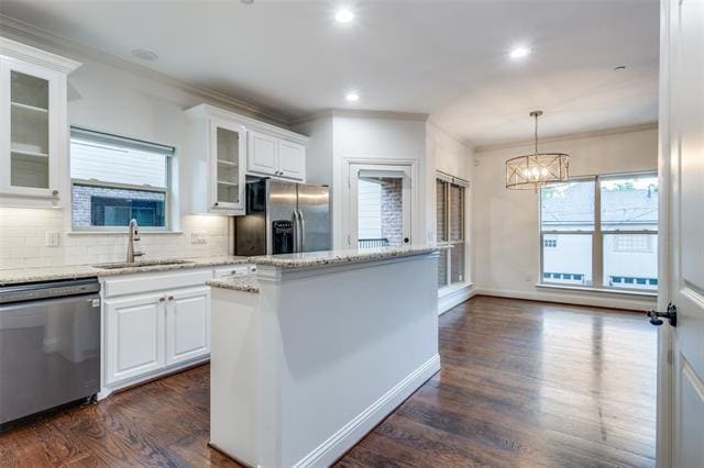 Building Photo - 3421 Normandy Ave