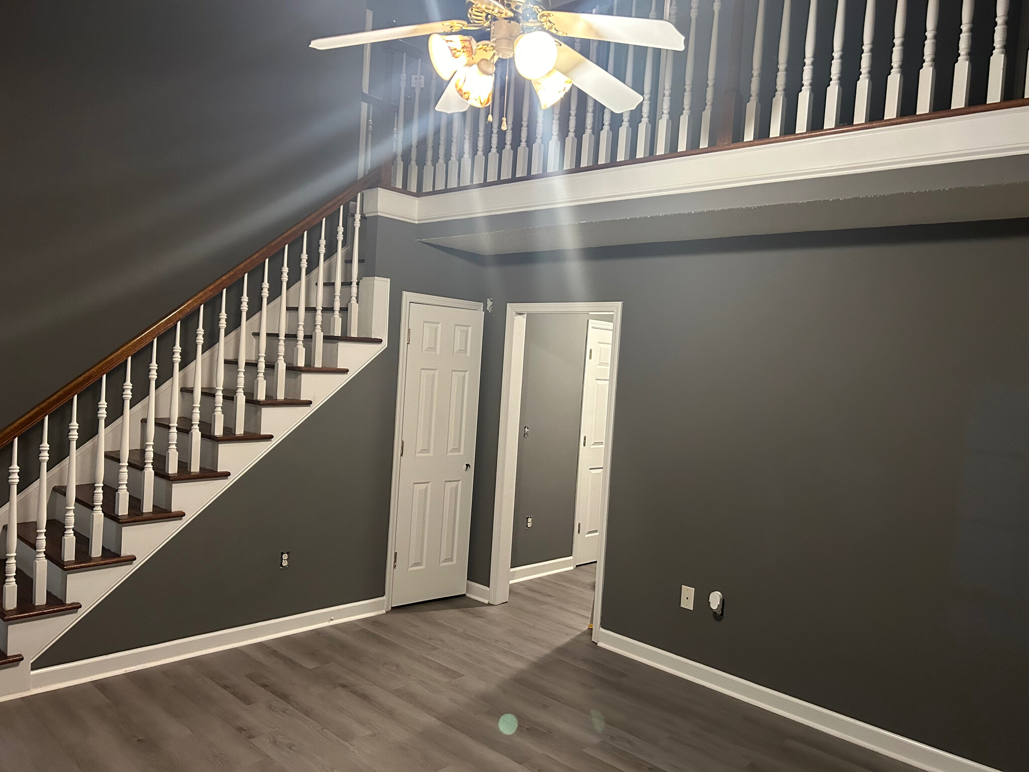 Building Photo - Room in House on Brian William Rd
