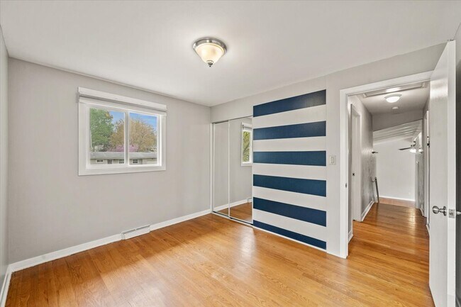 Building Photo - 4603 S Willis Ave