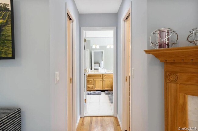 Building Photo - 5 Mill Race Rd