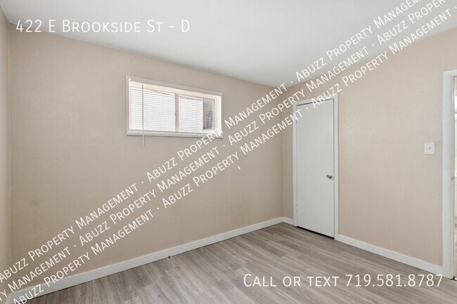 Building Photo - Brookside