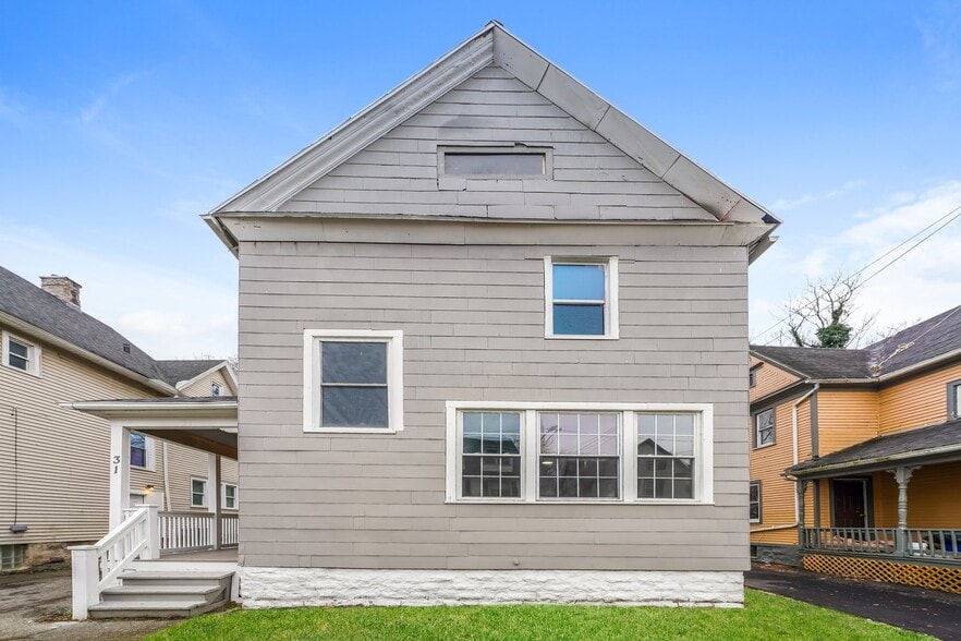 Building Photo - 31 Fair Pl