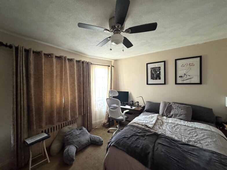 Building Photo - 11 Bowdoin St