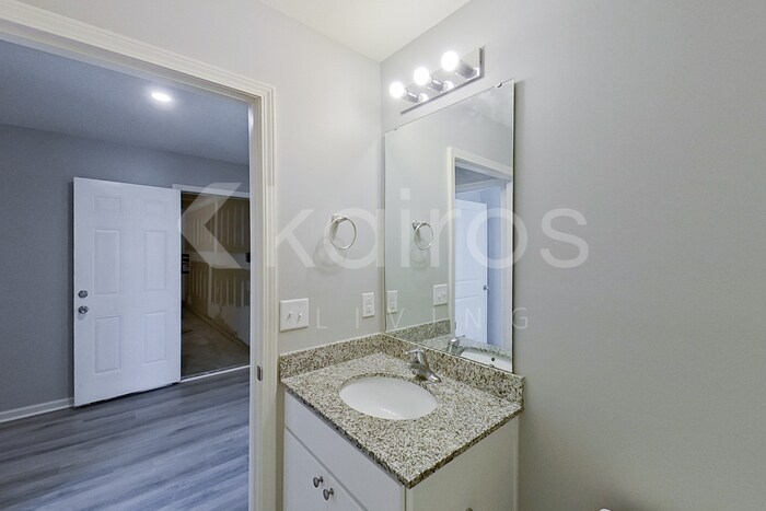 Building Photo - 108 Tanner Ct