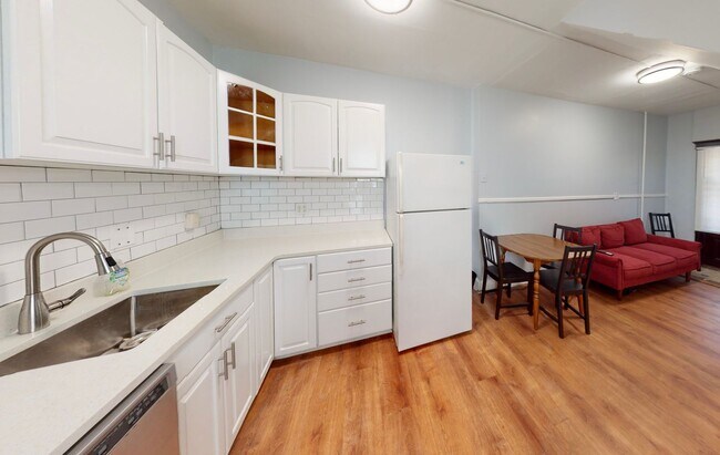 Building Photo - Fully Renovated 4BR/1.5BA on Science Hill | New Everything | Steps to Yale