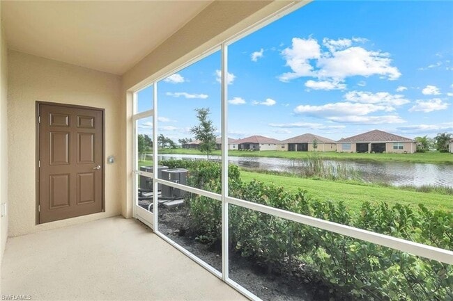 Building Photo - 2858 Blossom Wy