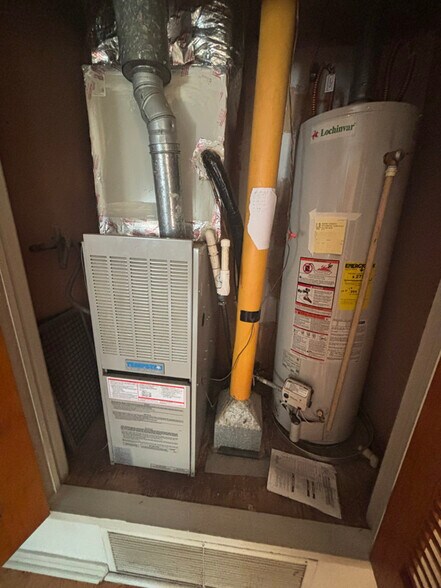 Building Photo - 4412 Idylwood Ln