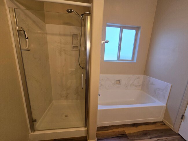 Building Photo - Unfurnished, 1-Year Long-Term Rental **$50...