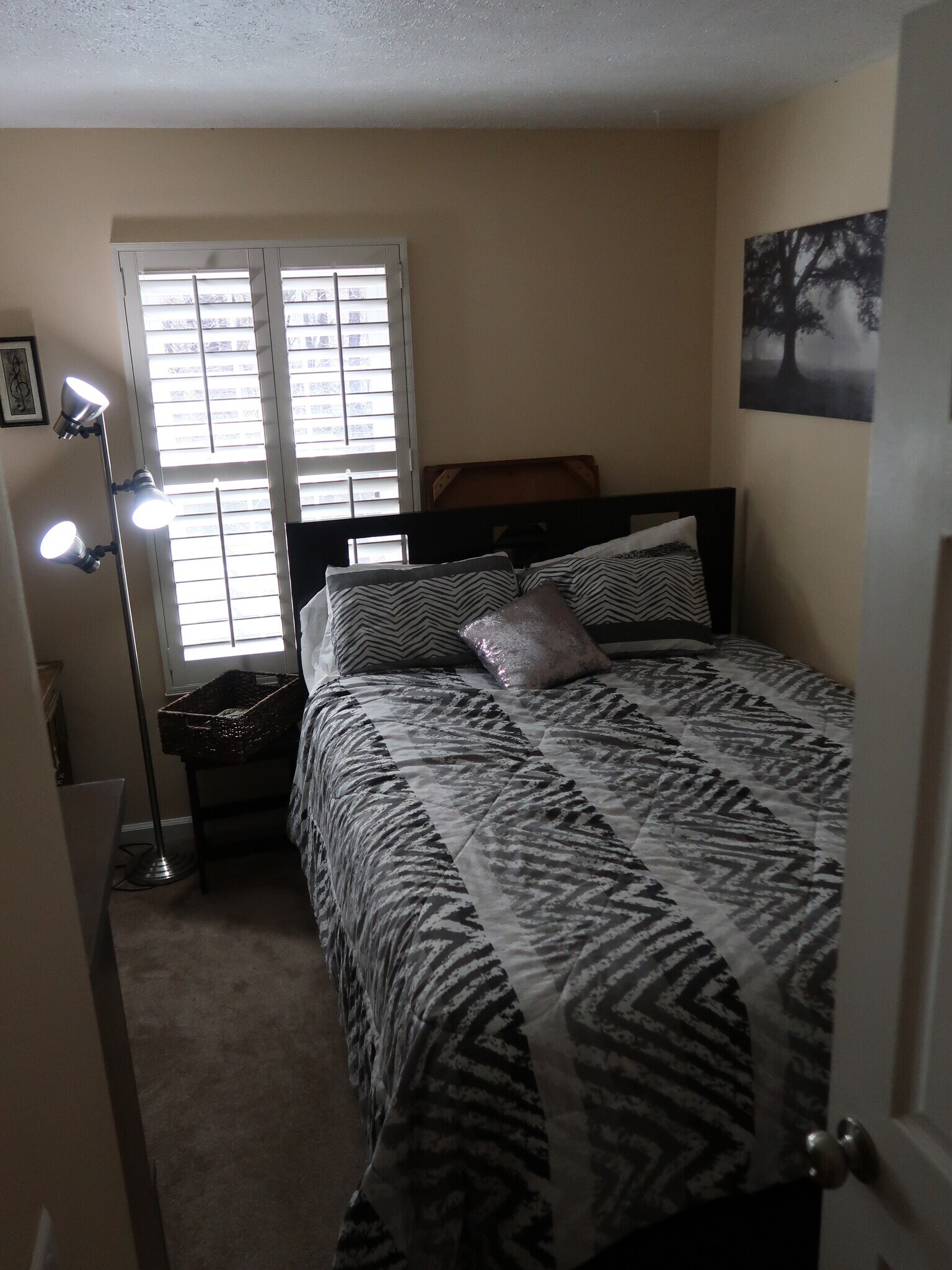 Building Photo - 504 Waters Cove Ct