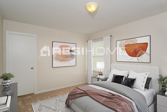 Building Photo - 113 Cotton Boll Dr
