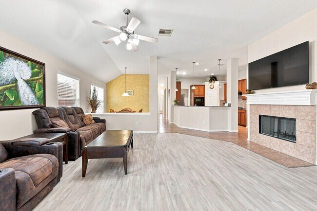 Building Photo - 8306 Calico Canyon Dr