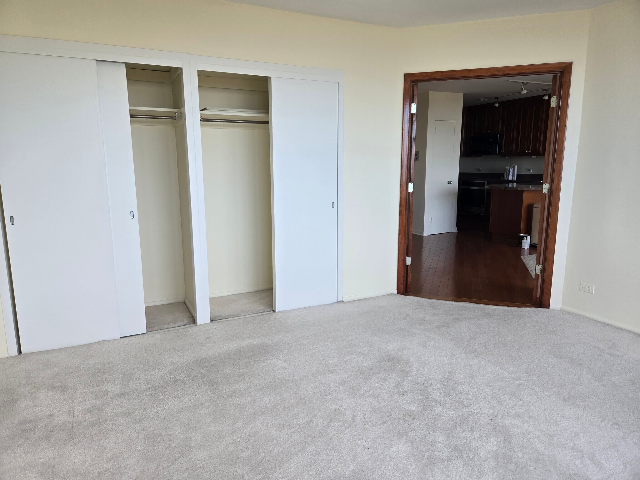 Building Photo - 1550 N Lake Shore Dr