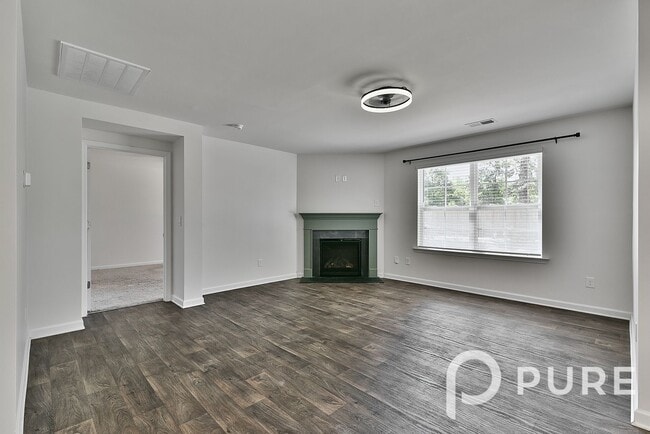 Building Photo - 173 Rippling Wy