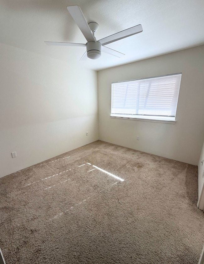Building Photo - 3/2.5/2 Townhome is Kapolei- Pohakala at M...