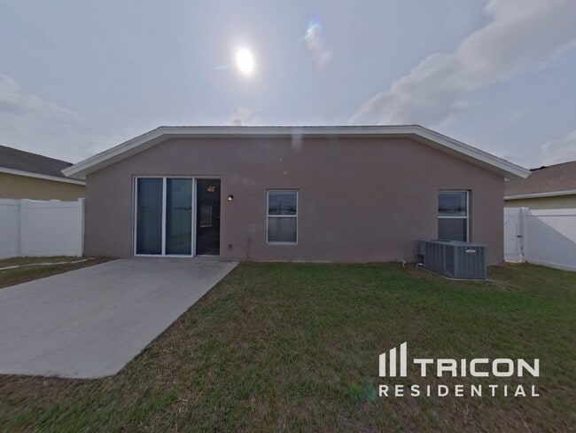 Building Photo - 1132 Hill Flower Dr