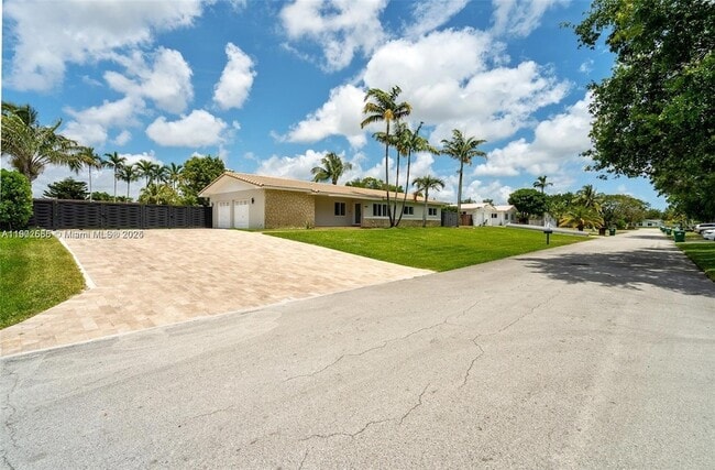 Building Photo - 10841 SW 127th St