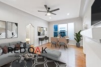 Building Photo - Stunning One Bedroom with Tons of Natural ...
