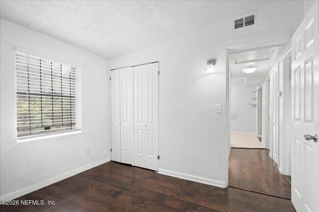 Building Photo - 6601 Cleveland Rd