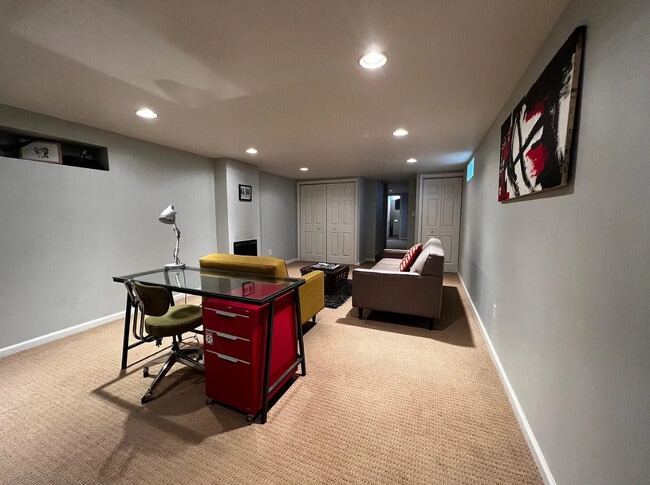 Building Photo - 24 Highland Ave