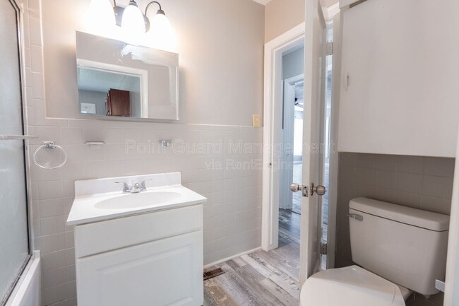 Building Photo - 4722 E Elm St