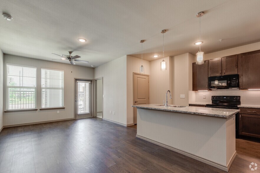 B1 - Kitchen and Living Room - Kingsland Park 55+