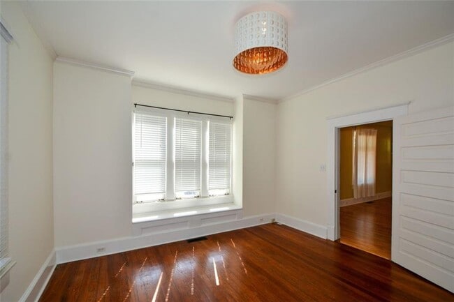 Building Photo - 404 Ormond St SE