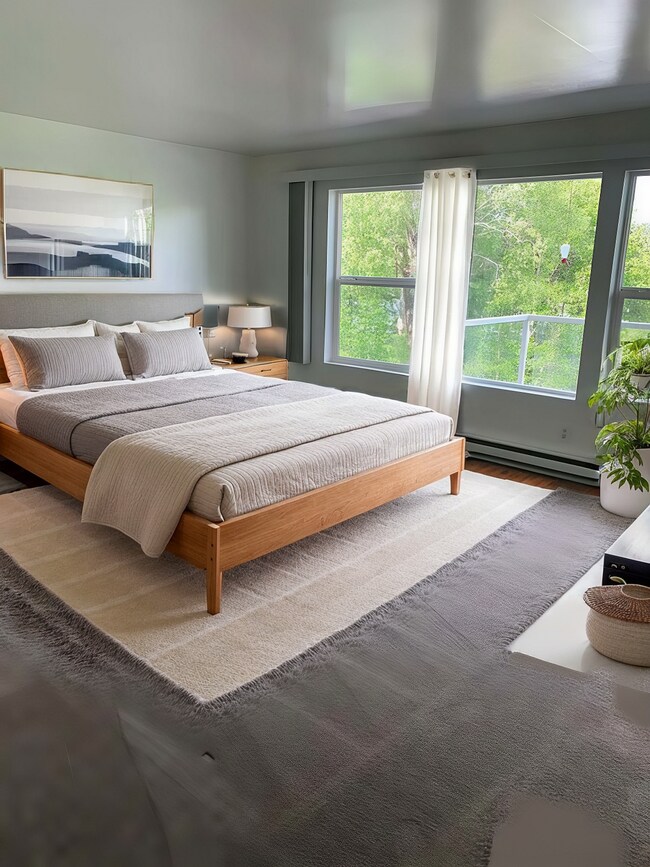 Building Photo - One Bedroom over Liberty Bay - $1000 off J...