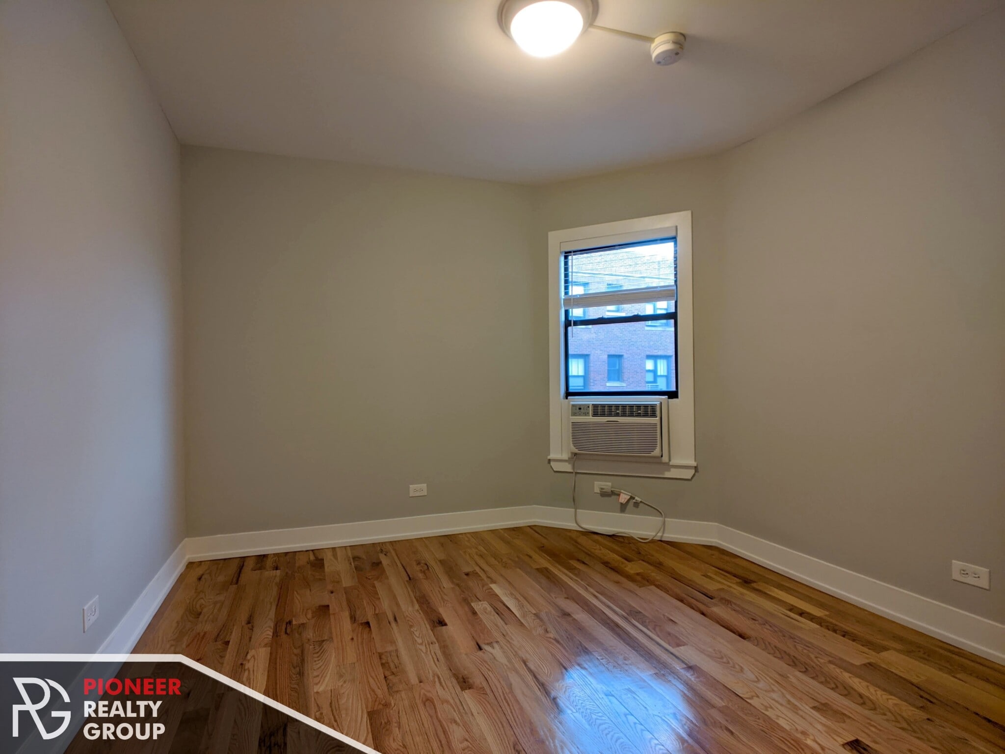 Building Photo - 2907 N Mildred Ave