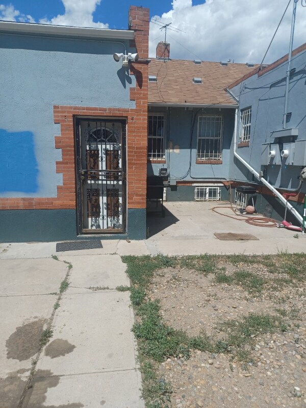 Building Photo - 4656 Brighton Blvd